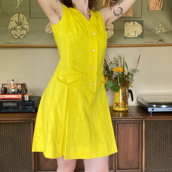 Vintage Dresses & Skirts - 60s/70s Sunshine Yellow Irish Linen Dress